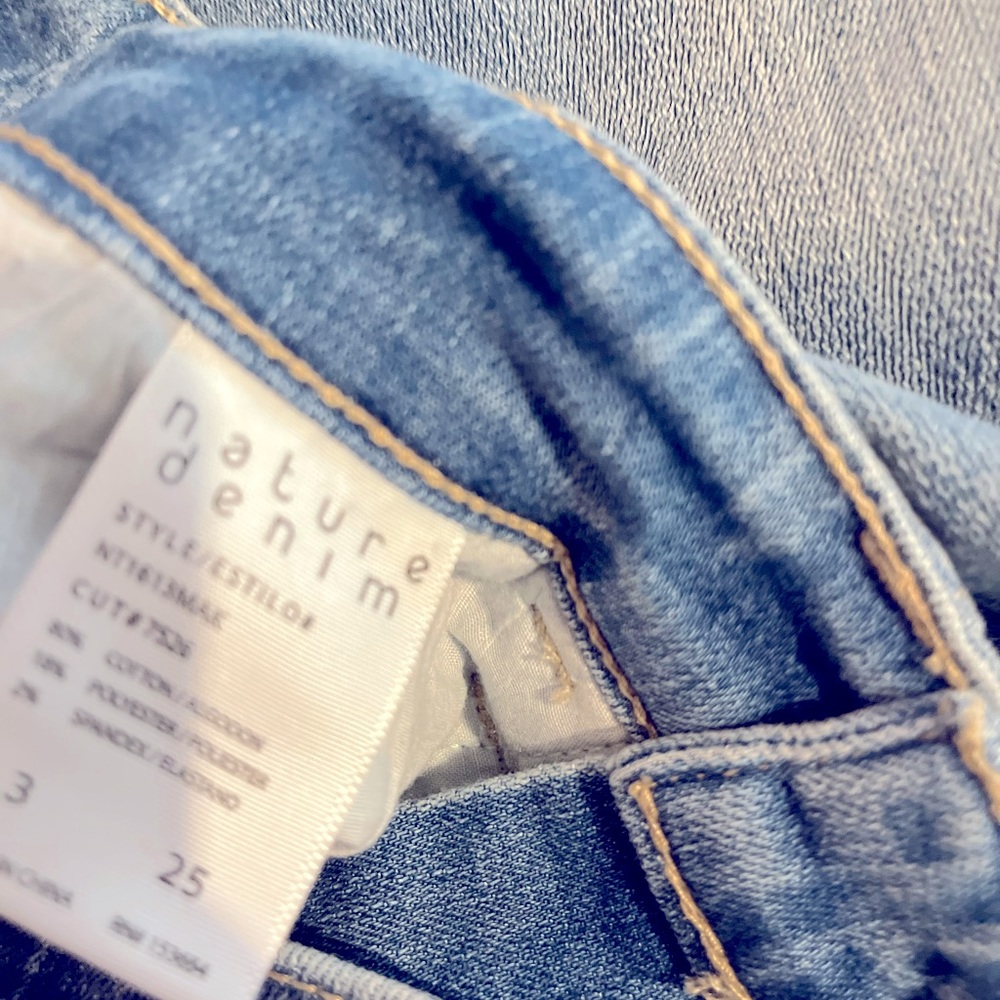 Nature denim jeans.